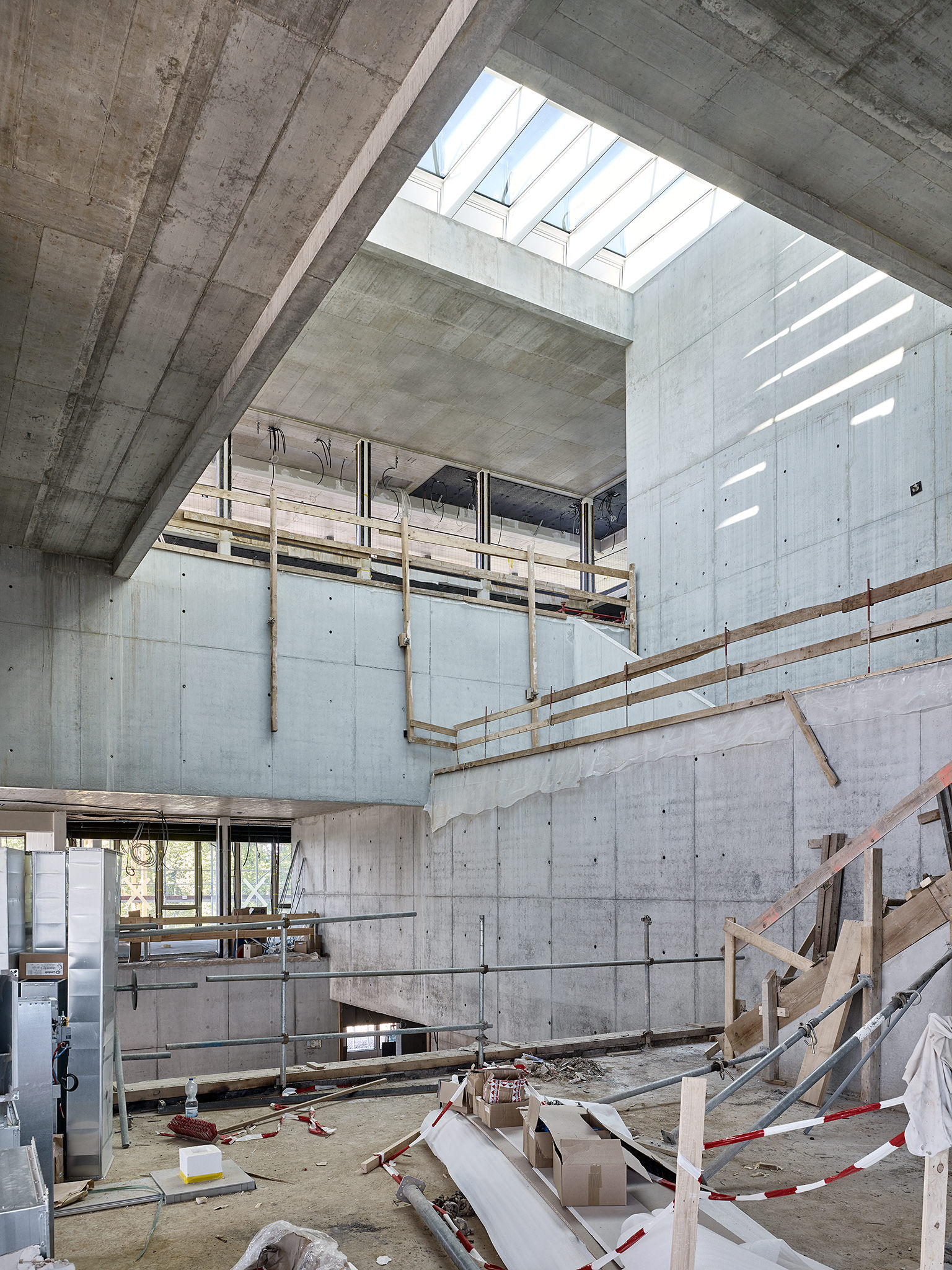 E15578 · Karamuk Kuo Synathlon